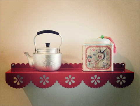 Short Lace Shelf