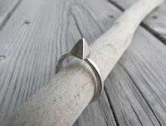 Stud Ring
