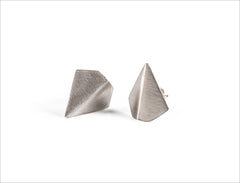Triangle stud earrings silver